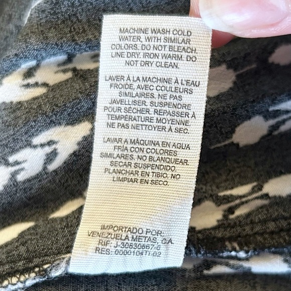 Garage Black and White Feather Design Skirt Elastic Waist Spring Summer Boho S - Picture 14 of 14